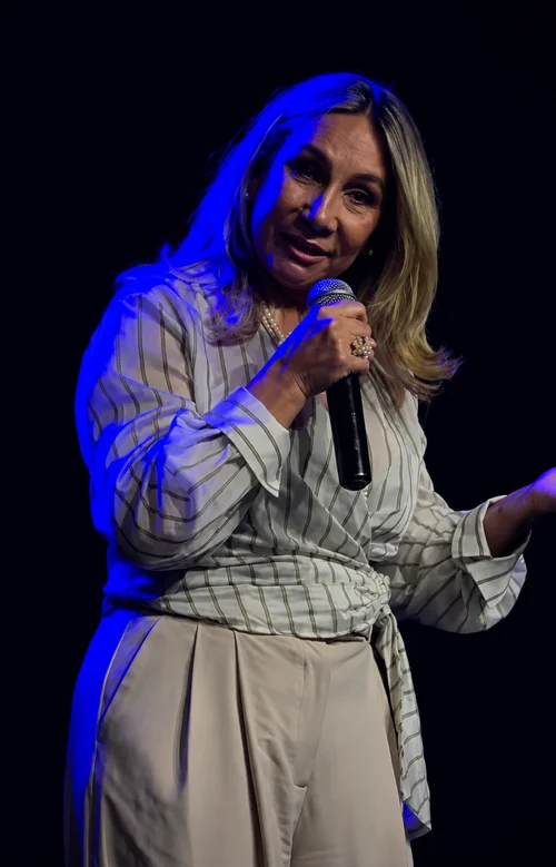 Ireni Orellana na gestão do campo e agronegócio